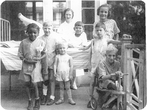 black and white image of 8 women and children