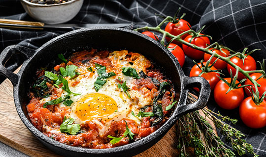 shashuka in a cast iron pan